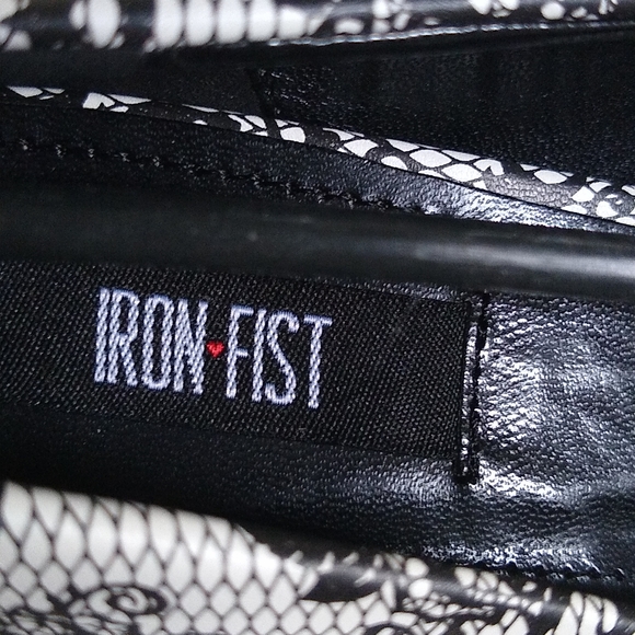 Midnight Widow by Iron Fist, NWOB - Picture 7 of 7